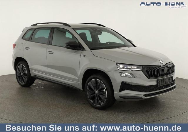 Skoda Karoq - Sportline 1.5 TSI DSG Sportline, AHK, Navi, CANTON, Matrix, AreaView, Side, Kamera, el. Klappe, FS-beheizbar, 5 J.-Garantie