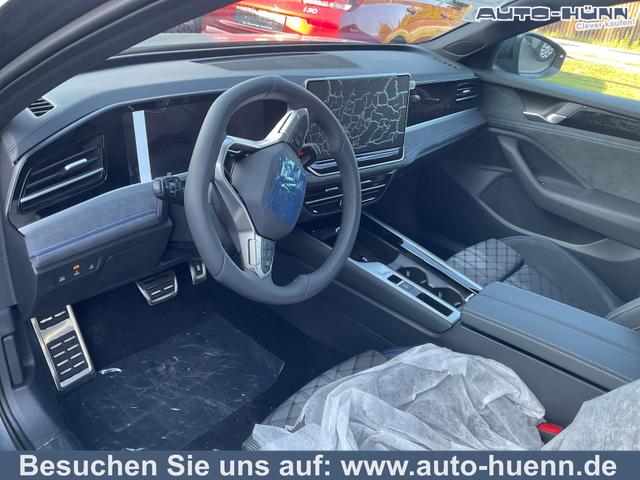 Volkswagen Passat Variant - 2.0 TSI 150 kW R-Line DSG Black, Pano, AHK, Navi, IQ.Light, Side, Kamera, el. Klappe, 19-Zoll, 5 J.-Garantie