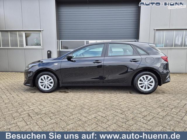 Kia Ceed - Vision 1.5 T-GDi 140PS Automatik Klimaautomatik Alarmanlage Sitzheizung Lenkradheizung Navi PDC Rückf.Kamera Bluetooth Touchscreen Apple CarPlay Android Auto Tempomat