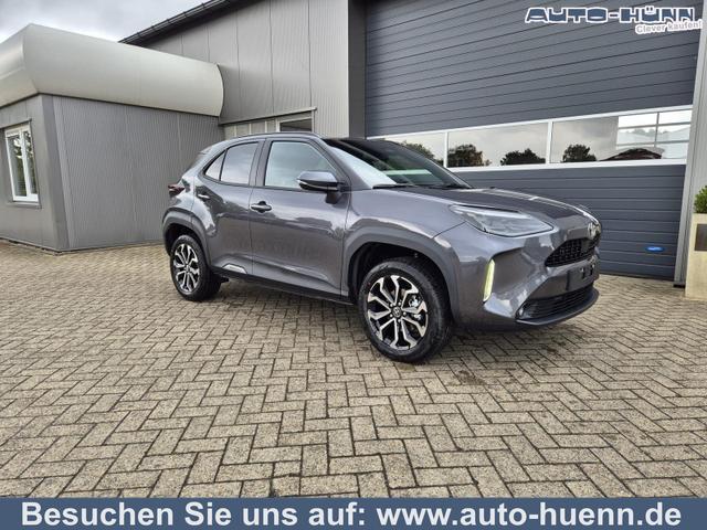 Toyota Yaris Cross - 1.5VVT-iE 130PS Automatik Teamplayer Klimaautomatik Sitzheizung Lenkradheizung PDC v+h Rückf.Kamera 17-LM abged.Scheiben 2xKeyless DAB+ Bluetooth Touchscreen Apple CarPlay Android Auto