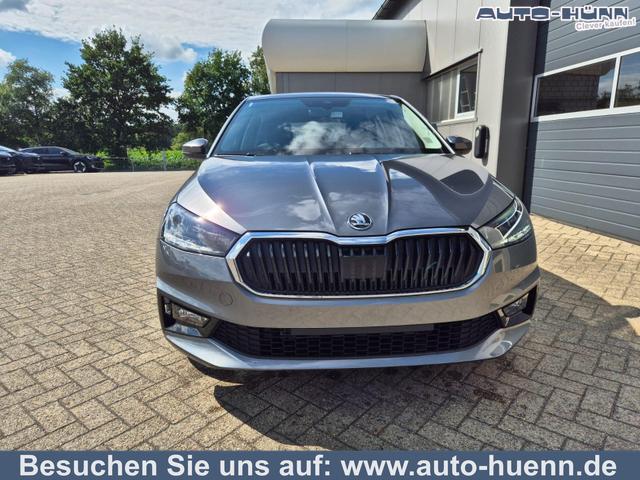 Skoda Fabia - 1.0 TSI 95PS Selection 5-türig Rückf.Kamera Parksensoren Sitzheizung Multifunktionslenkrad Klima Skoda-Radio Bluetooth Touchscreen Tempomat Nebelsch. Apple CarPlay + Android Auto
