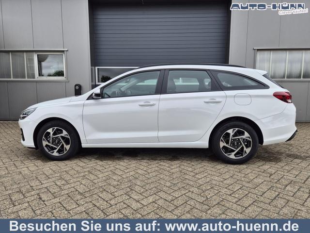 Hyundai i30 Kombi - 1.0 T-GDI 100PS Automatik AbstandsTempomat Toter-Winkel-Assistent Sitzheizung Lenkradheizung Klimaautomatik Navi 10,25"-Touchscreen DAB+ wireless Apple CarPlay + Android Auto PDC v+h Rückf.Kamera 16-LM