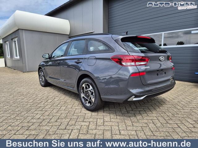 Hyundai i30 Kombi - 1.0 T-GDI 100PS Automatik AbstandsTempomat Toter-Winkel-Assistent Sitzheizung Lenkradheizung Klimaautomatik Navi 10,25"-Touchscreen DAB+ wireless Apple CarPlay + Android Auto PDC v+h Rückf.Kamera 16-LM