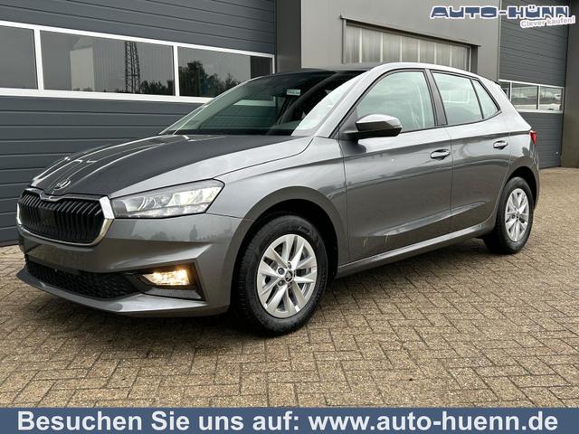 Skoda Fabia - 1.0 TSI 115PS DSG Selection 5-türig 15"LM Rückf.Kamera Parksensoren Sitzheizung Multifunktionslenkrad Klima Skoda-Radio Bluetooth Touchscreen Tempomat Nebelsch. Apple CarPlay + Android Auto