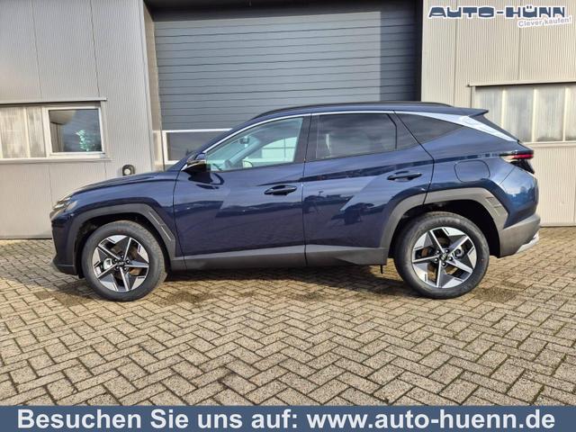 Hyundai TUCSON - Trend 1.6 T-GDI 150PS Automatik TZ 2026 Teil-Leder Sitzheizung v+h Lenkradheizung Klimaautomatik Navi Touchscreen DAB+ Apple CarPlay + Android Auto PDC R&uuml;ckf.-Kamera Matrix-LED-Scheinw.