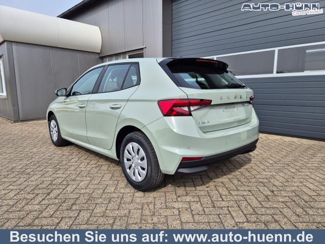 Skoda Fabia - 1.0 TSI 95PS Selection 5-t&uuml;rig R&uuml;ckf.Kamera Parksensoren Sitzheizung Multifunktionslenkrad Klima Skoda-Radio Bluetooth Touchscreen Tempomat Nebelsch. Apple CarPlay + Android Auto