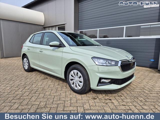 Skoda Fabia - 1.0 TSI 95PS Selection 5-t&uuml;rig R&uuml;ckf.Kamera Parksensoren Sitzheizung Multifunktionslenkrad Klima Skoda-Radio Bluetooth Touchscreen Tempomat Nebelsch. Apple CarPlay + Android Auto