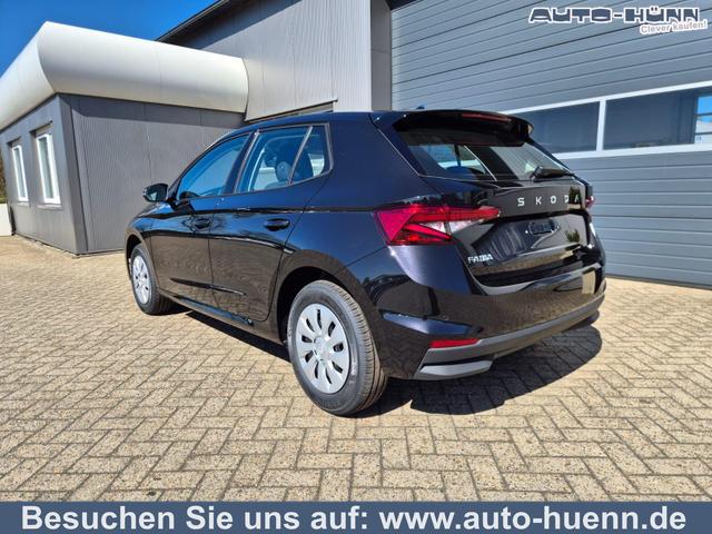 Skoda Fabia - 1.0 TSI 95PS Selection 5-t&uuml;rig R&uuml;ckf.Kamera Parksensoren Sitzheizung Multifunktionslenkrad Klima Skoda-Radio Bluetooth Touchscreen Tempomat Nebelsch. Apple CarPlay + Android Auto