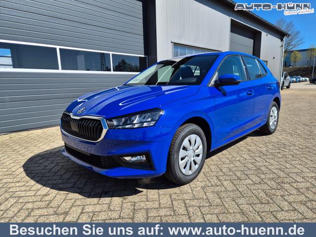 Skoda Fabia - 1.0 TSI 95PS Selection 5-t&uuml;rig R&uuml;ckf.Kamera Parksensoren Sitzheizung Multifunktionslenkrad Klima Skoda-Radio Bluetooth Touchscreen Tempomat Nebelsch. Apple CarPlay + Android Auto