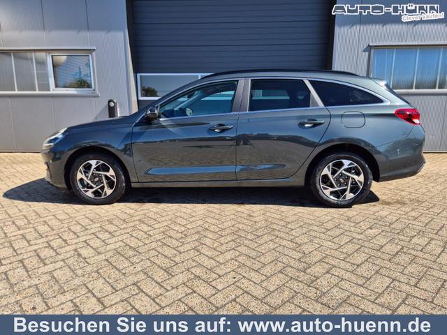 Hyundai i30 Kombi - 1.6 T-GDI 150PS Automatik Trend Sitzheizung Lenkradheizung Klimaautomatik PDC v+h R&uuml;ckf.Kamera Navi Apple CarPlay + Android Auto 16"LM