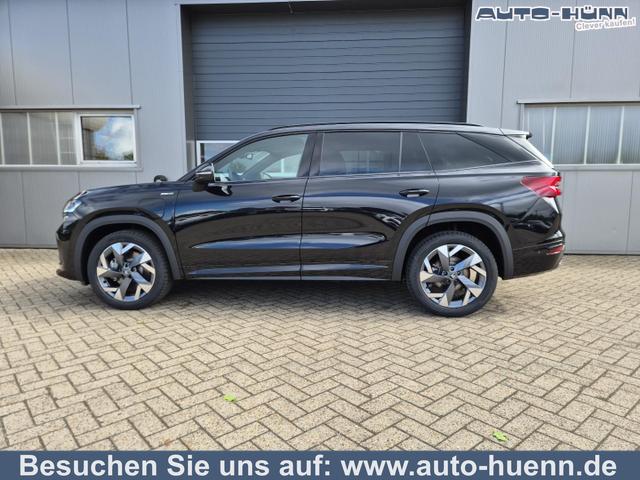 Skoda Kodiaq - Sportline 1.5 TSI 204PS PHEV DSG schwenkb. AHK elektr. PanoDach HUD Alcantara PDC v+h 360&deg;Kamera CANTON Sound Klimaautomatik Sitzheizung Lenkradheizung Navi Apple CarPlay Android Auto 2xKeyless 19"LM vollelektr. Reichweite 116KM