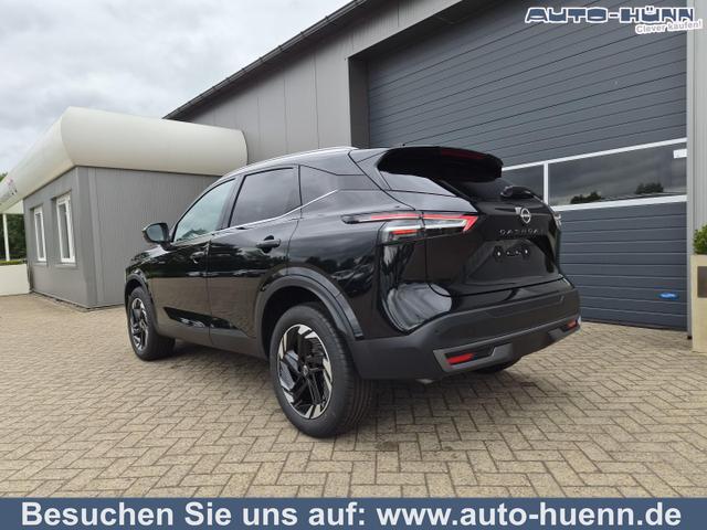 Nissan Qashqai - 1.3 DIG-T MHEV 158 PS X-Tronic N-Connecta Teil-Leder PanoGlasdach Klimaautomatik Sitzheizung Lenkradheizung Navi ACC PDC v+h 360&deg;Kamera DAB Bluetooth Touchscreen Apple CarPlay Android Auto 18"LM