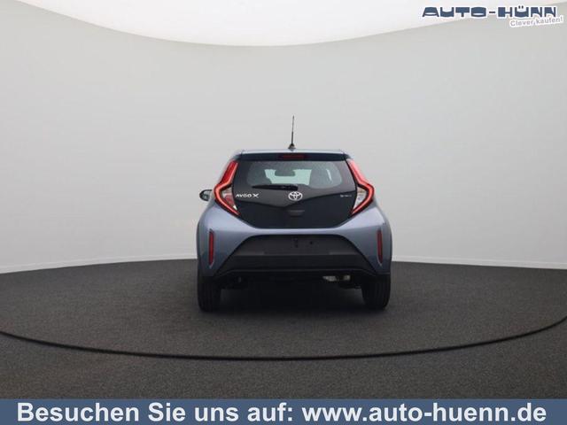 Toyota Aygo X - Pure 1.5 Hybrid 116PS Automatik Sitzheizung Klimaautomatik AbstandsTempomat Multifunktionslenkrad Radio Bluetooth Touchscreen Apple CarPlay + Android Auto