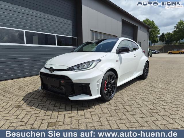 Toyota GR Yaris - 1.6 Turbo 280PS Automatik 4x4 High Performance BBS Felgen Klimaautomatik Lenkradheizung Sitzheizung JBL Premiumsound Navi Bluetooth DAB Apple CarPlay Android Auto2x Keyless R&uuml;ckf.Kamera PDC v+h ACC 18-LM