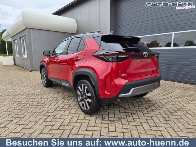 Toyota Yaris - Cross 1.5-l 130PS HEV Automatik Style Matrix-LED 4xKamera elektr. Heckklappe Sitzheizung Lenkradheizung Klimaautomatik Navi Bluetooth wireless Apple CarPlay + Android Auto ACC PDC v+h 18"LM