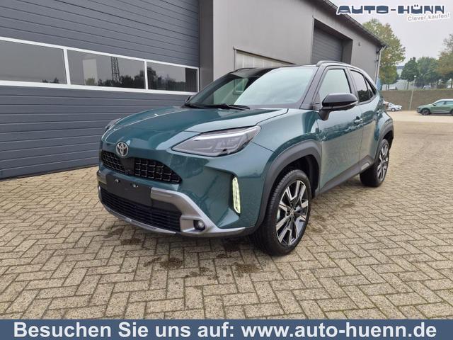 Toyota Yaris Cross - 1.5-l 130PS HEV Automatik Style Matrix-LED 4xKamera elektr. Heckklappe Sitzheizung Lenkradheizung Klimaautomatik Navi Bluetooth wireless Apple CarPlay + Android Auto ACC PDC v+h 18"LM