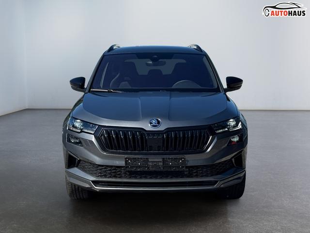 Skoda Karoq 1,5 TSI DSG Sportline 2ZKli AHK ACC SHT PDC Kam 19Zo 5JG 