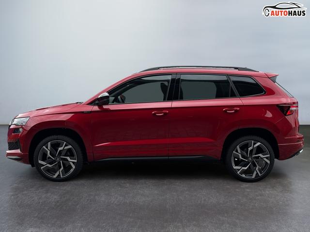 Neue Skoda Karoq Sportline top Austastung 