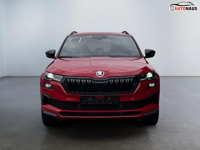 Neue Skoda Karoq Sportline top Austastung 