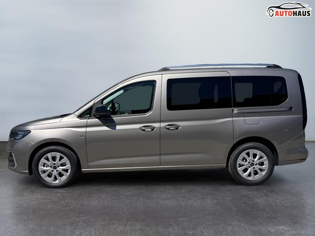 Ford Grand Tourneo Titanium