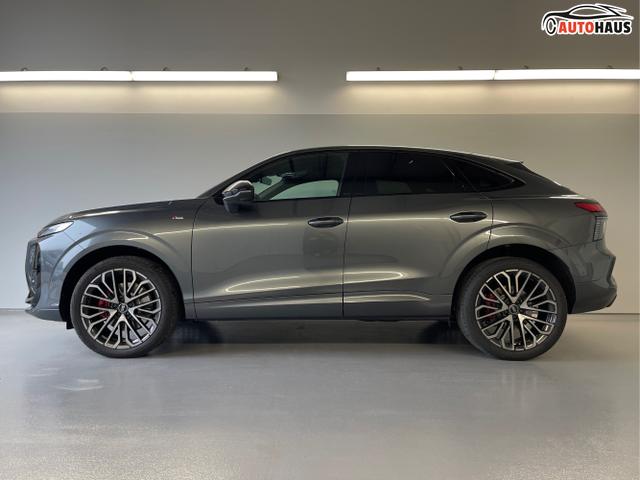 Audi / Q3 Sportback / Grau / / / TFSI 265 PS quattro S line Pano+TechPro+Matrix+AHK+HUD+Alu20+KlimaPlus+DCC+SONOS