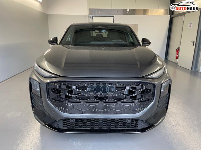 Audi / Q3 Sportback / Grau / / / TFSI 265 PS quattro S line Pano+TechPro+Matrix+AHK+HUD+Alu20+KlimaPlus+DCC+SONOS