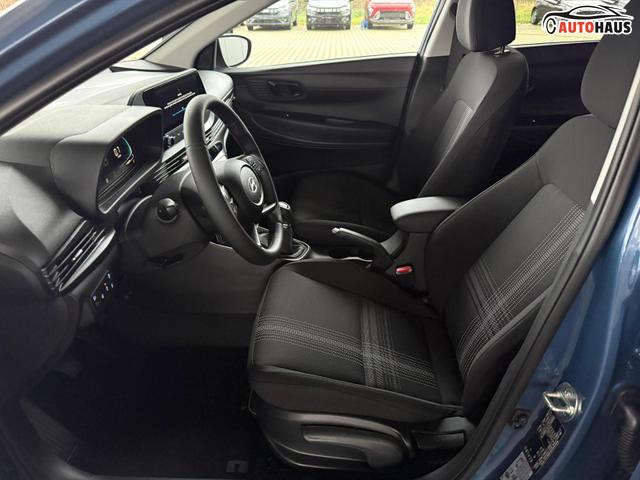 Hyundai i20 E-Motion 1.2 MPI / Sitz + Lenkradheizung Navi Tempomat Carplay R&uuml;ckfahrkamera 