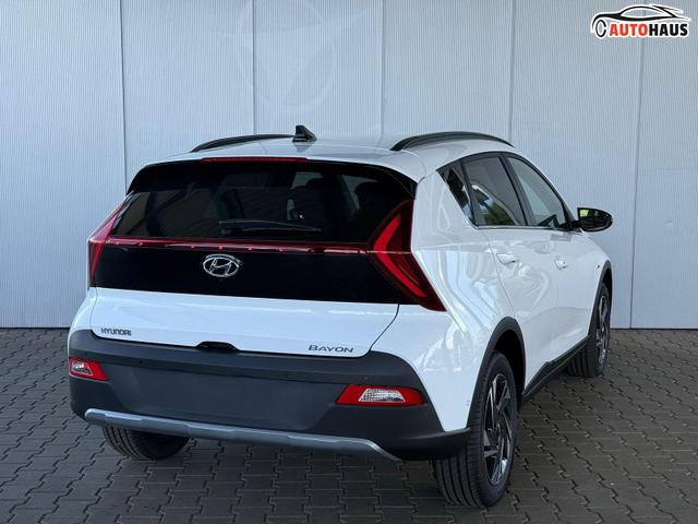 Hyundai BAYON Premium 1.0 T-GDI mHev / Bose Navi Keyless Klimaautom. LED Sitz & Lenkr.Heiz./ PDC V.&H. + Kamera 
