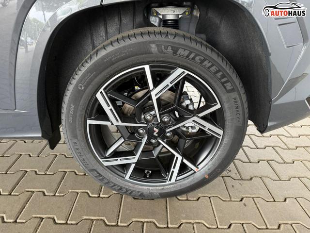 Hyundai TUCSON N-Line 1.6 T-GDI 4WD HEV / Panoramadach 4x Shz ACC Head-Up Krell-Soundsystem E-Klappe Matrix-LED E-Sitze Alu 19" 