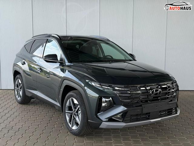 Hyundai TUCSON E-Motion 1.6 T-GDI 2WD 48V DCT / Panoramadach ACC Sitz + Lenkradheizung LED Navi PDC V&H Kamera Alu 18" 