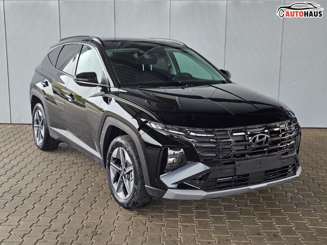 Hyundai TUCSON E-Motion 1.6 T-GDi 2WD HEV / Panoramadach ACC LED Sitz + Lenkradheizung Navi PDC V&H Kamera Alu 18" 