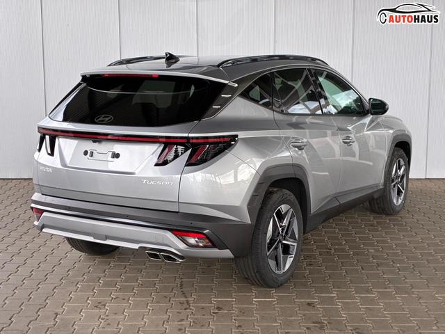 Hyundai TUCSON E-Motion 1.6 T-GDI 2WD / Panoramadach Sitz + Lenkradheizung LED Navi PDC V&H Kamera Alu 18" 
