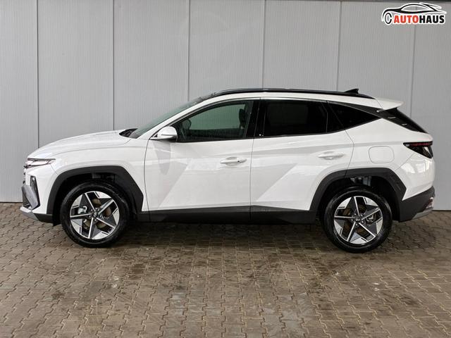 Hyundai TUCSON E-Motion 1.6 T-GDi 2WD HEV / Panoramadach ACC LED Sitz + Lenkradheizung Navi PDC V&H Kamera Alu 18" 