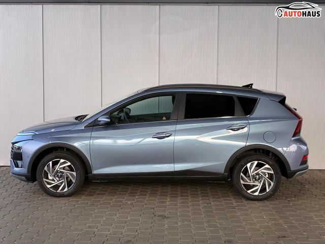 Hyundai BAYON Premium 1.0 T-GDI 100 PS 48V 7DCT / Keyless ACC Soundsystem BOSE Sitz + Lenkradheizung LED Navi PDC V&H Kamera Totwinkel Alu 16" 