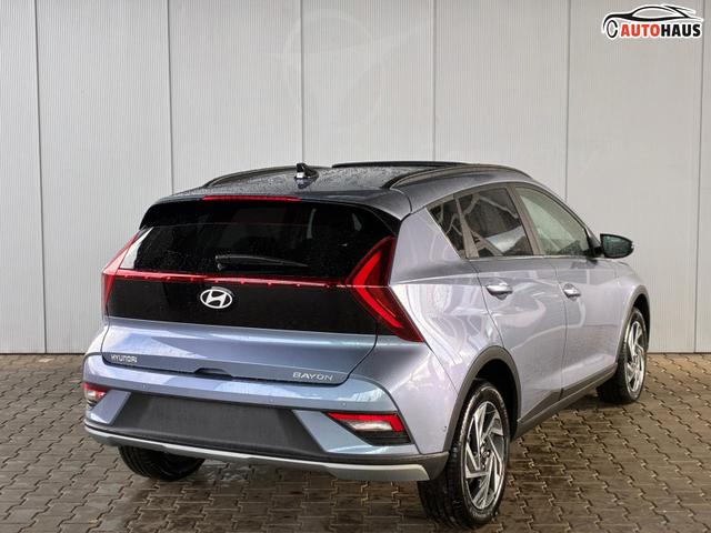 Hyundai BAYON Premium Sky 1.0 T-GDI 100 PS 48V 7DCT / Keyless ACC Soundsystem BOSE Sitz + Lenkradheizung LED Navi PDC V&H Kamera Totwinkel Alu 16" 