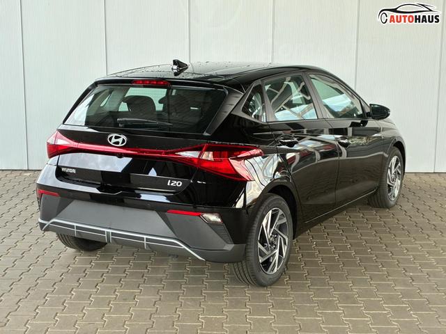 Hyundai i20 1.2 MPI 5MT Comfort / Navi Carplay R&uuml;ckfahrkamera Tempomat Alu 16" 