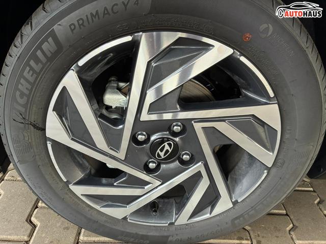 Hyundai i20 1.2 MPI 5MT Comfort / Navi Carplay R&uuml;ckfahrkamera Tempomat Alu 16" 