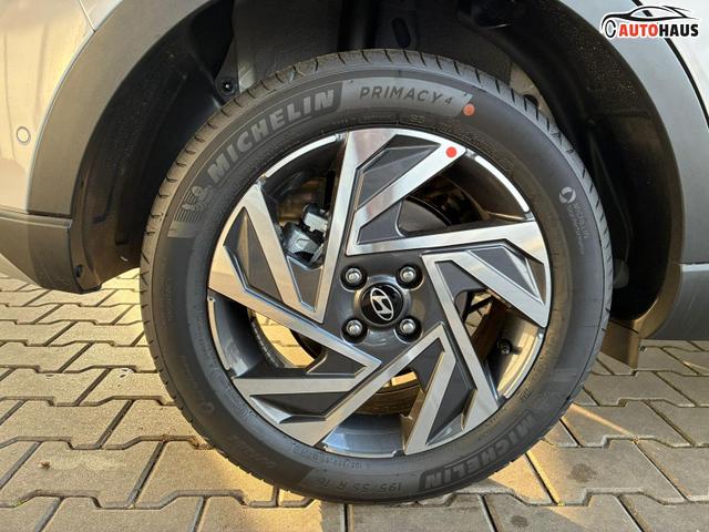 Hyundai BAYON Premium 1.0 T-GDI 100 PS 48V / Keyless ACC Soundsystem BOSE Sitz + Lenkradheizung LED Navi PDC V&H Kamera Totwinkel Alu 16" 