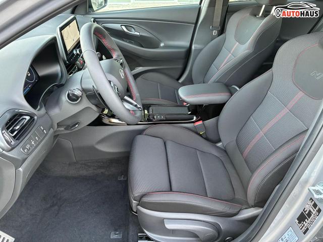 Hyundai i30 Fastback N-Line 1.5 T-GDI 7-DCT / ACC Sitz + Lenkradheizung LED PDC V&H Kamera Alu 18" 