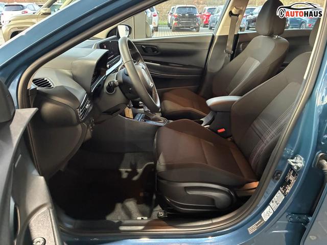 Hyundai BAYON 1.0 T-GDI DCT / Navi R&uuml;ckfahrkamera Tempomat Alu 16" 