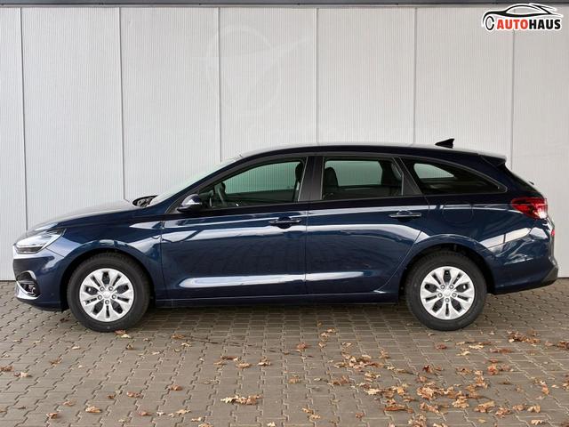 Hyundai i30 Kombi Comfort 1.0 GDI 100PS 6MT Navi / PDC V&H. m. Kamera LED Nebel 