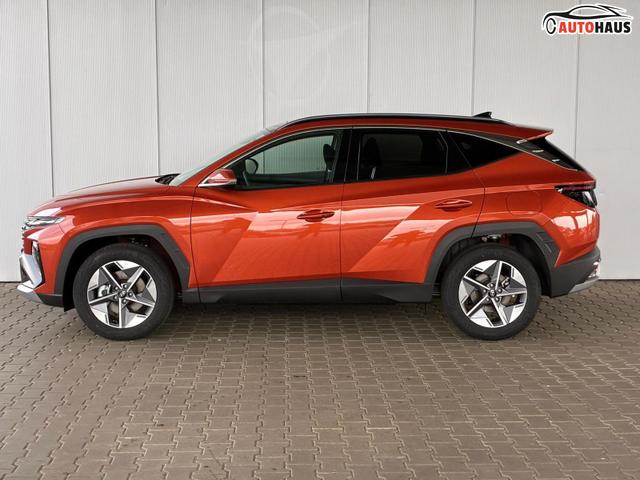 Hyundai TUCSON E-Motion 1.6 T-GDI 2WD 48V DCT / Panoramadach ACC Sitz + Lenkradheizung LED Navi PDC V&H Kamera Alu 18" 