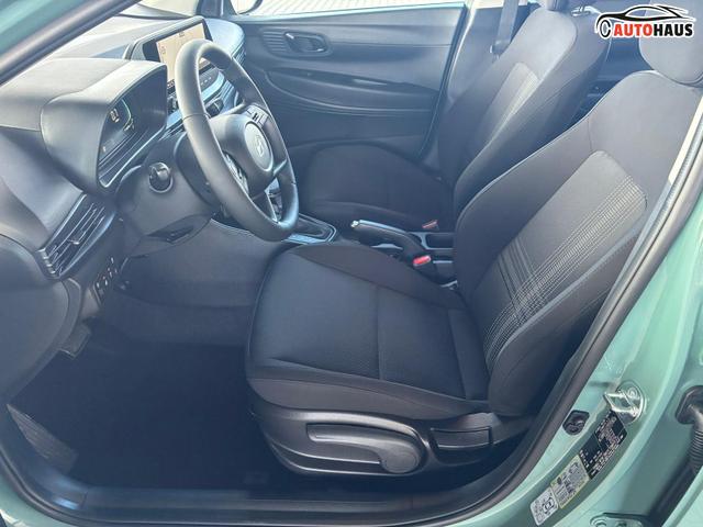 Hyundai i20 Comfort 1.0 T-GDi 7DCT / Navi Tempomat Sitz + Lenkradheizung PDC Hinten mit Kamera 