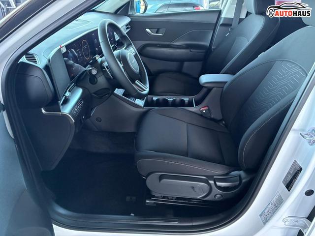Hyundai KONA Comfort Plus 1.6 T-GDI DCT 4WD / Navi ACC Keyless 360&deg; Kam./ Sitz + Lenkradheiz. LED Alu 18" 
