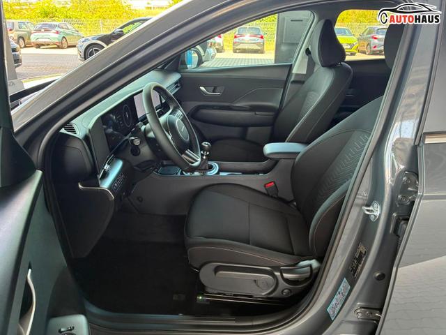 Hyundai KONA Comfort Plus 1.0 T-GDI 2WD / Navi Keyless PDC V.&H. Kamera Sitz & Lenkr.Heiz./ LED Alu 18" 