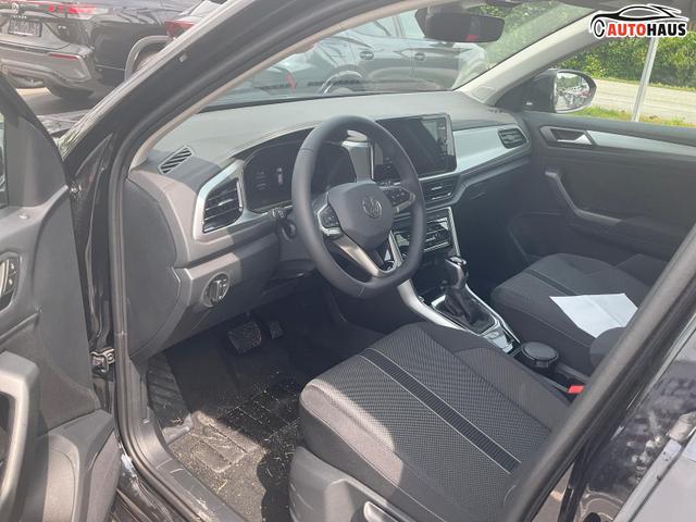 Volkswagen T-Roc - Life 1.5 TSI DSG Life, AHK, Navi, Kamera, LED, Parklenk