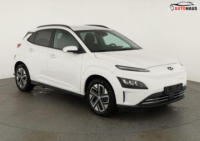 Hyundai KONA - Trend Elektro 2WD EV 64kWh Style, Navi, HuD, Wärmepumpe, Kamera, Sitzheizung