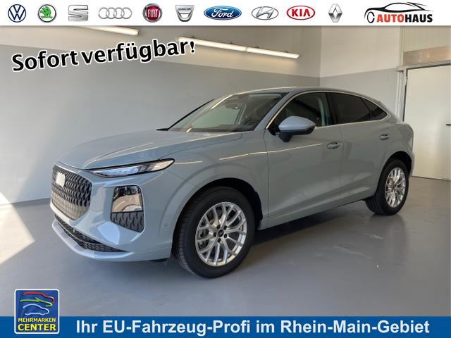 Audi Q3 - Sportback NEU TFSI quattro Tech+AHK+LEDPlus+ACC+Kamera+Alu18+Volllack