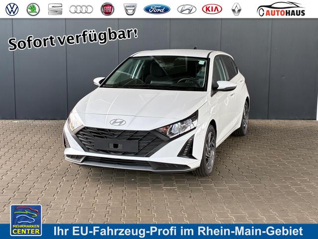 Hyundai i20 - Pure 1.2 MPI / Navi PDC Hinten + Kamera Abgedunkelte Scheiben Tempomat Alu 16"