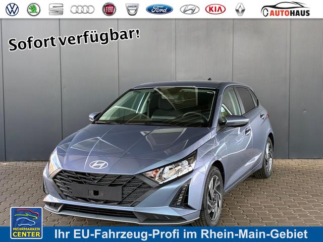 Hyundai i20 - Pure 1.2 MPI / Navi PDC Hinten + Kamera Abgedunkelte Scheiben Tempomat Alu 16"